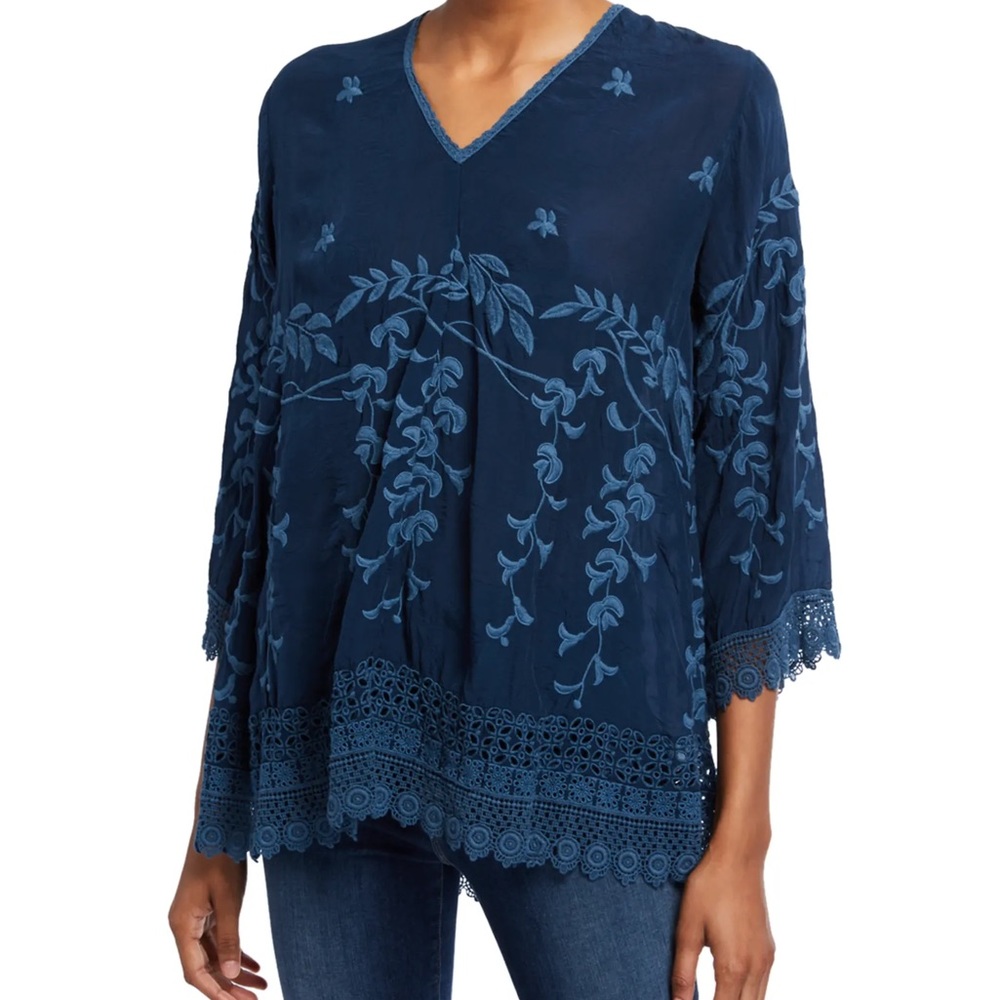 Johnny Was Women's Teyanna Crochet-Edge V Neck 3/4 Tunic size Large